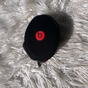 Beat earphone carrying matte zip case only